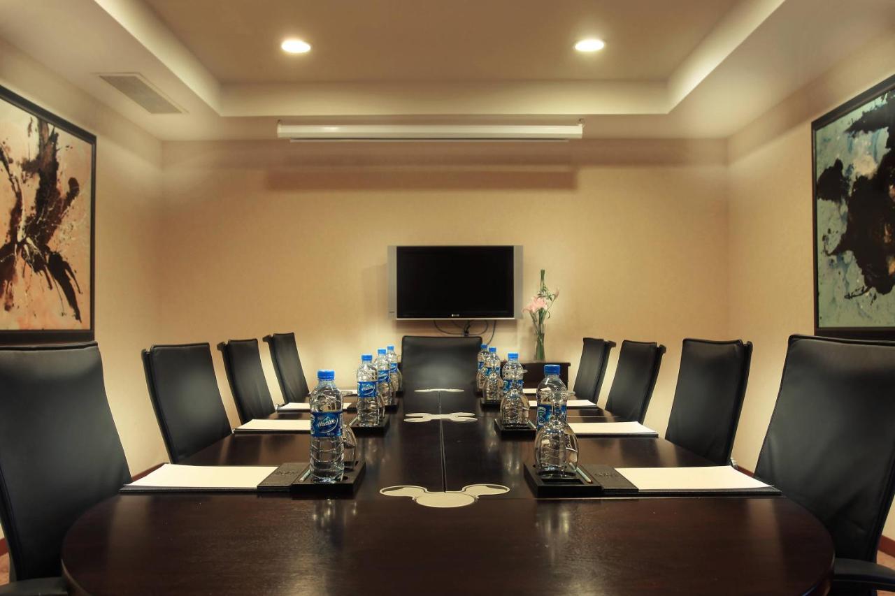 Sheraton Shenzhen Futian Hotel Ngoại thất bức ảnh